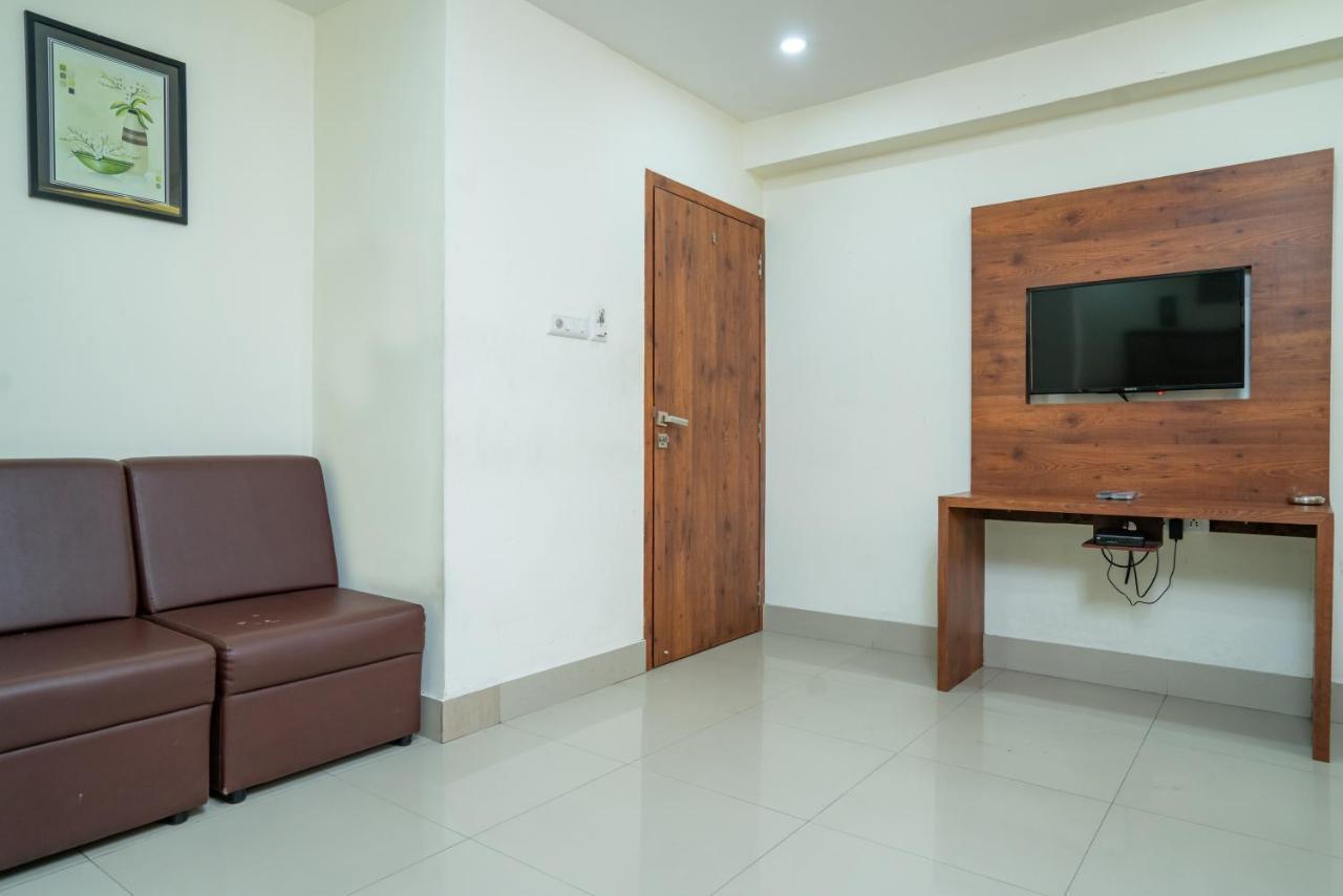 Nexstay Crystal Residency Kozhikode Bagian luar foto