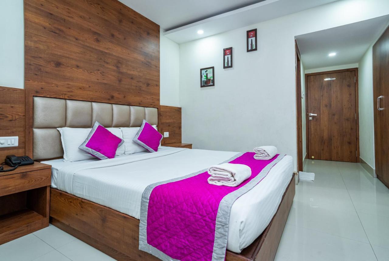 Nexstay Crystal Residency Kozhikode Bagian luar foto