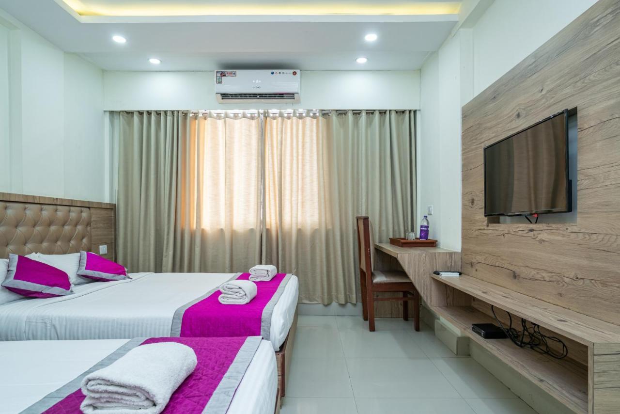 Nexstay Crystal Residency Kozhikode Bagian luar foto