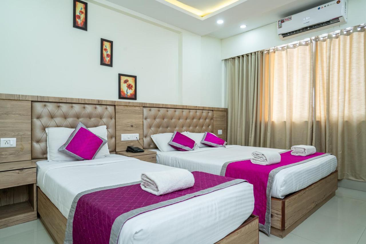 Nexstay Crystal Residency Kozhikode Bagian luar foto