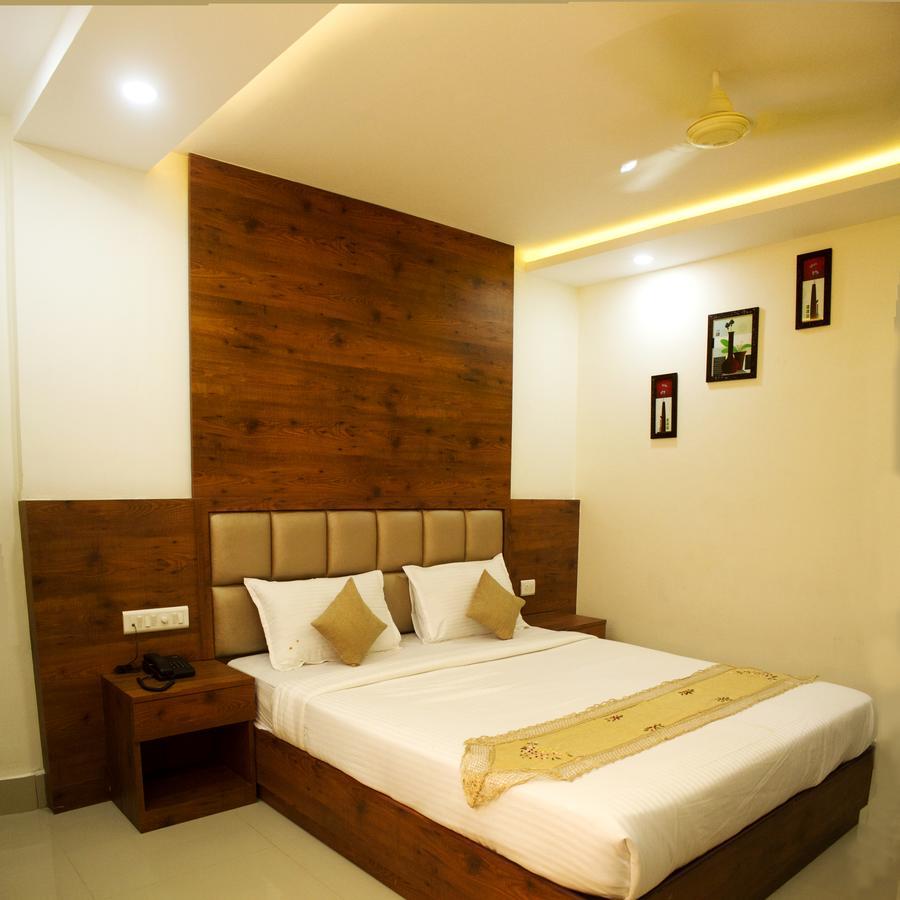 Nexstay Crystal Residency Kozhikode Bagian luar foto