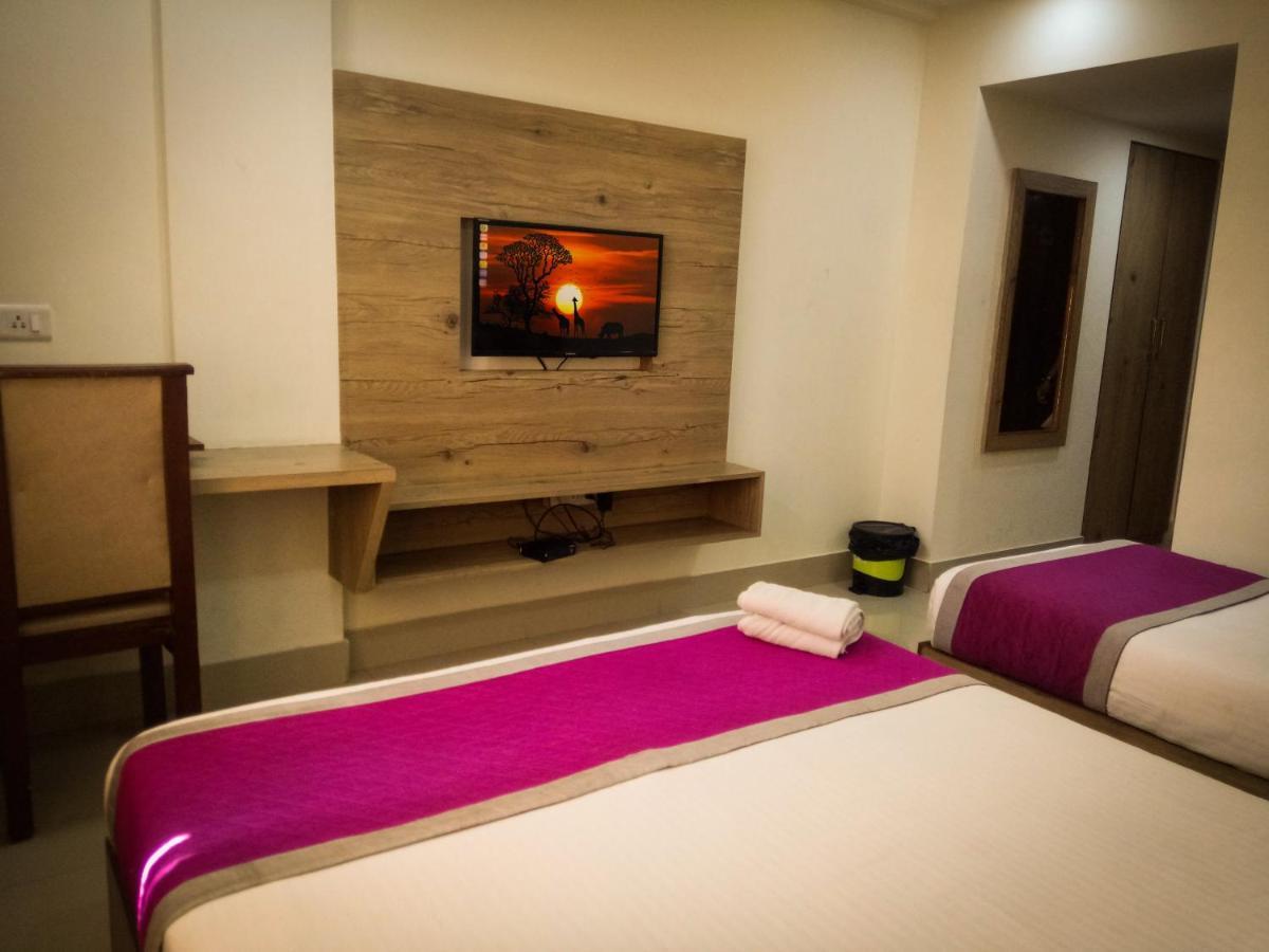 Nexstay Crystal Residency Kozhikode Bagian luar foto